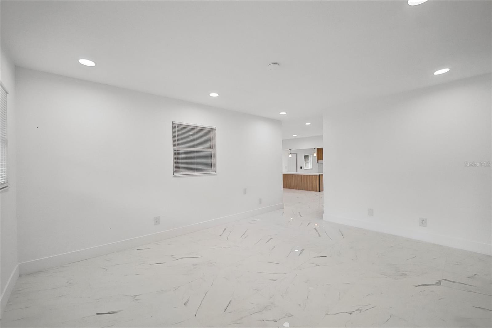 1725 Walker Rd Property Photo 10