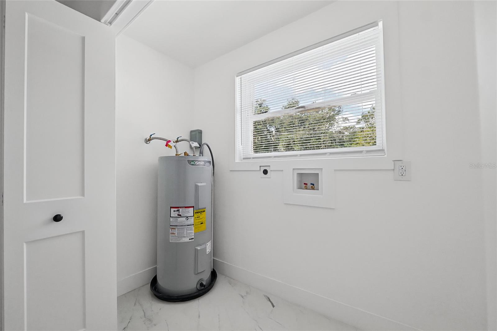 1725 Walker Rd Property Photo 33