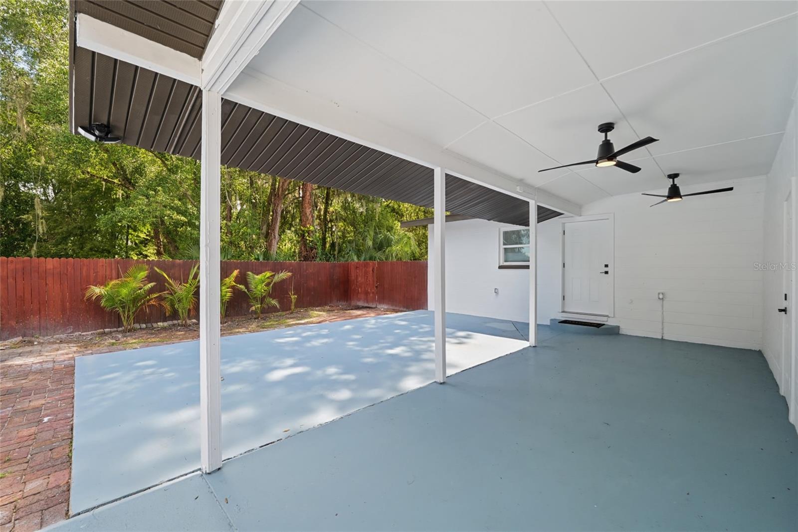 1725 Walker Rd Property Photo 36