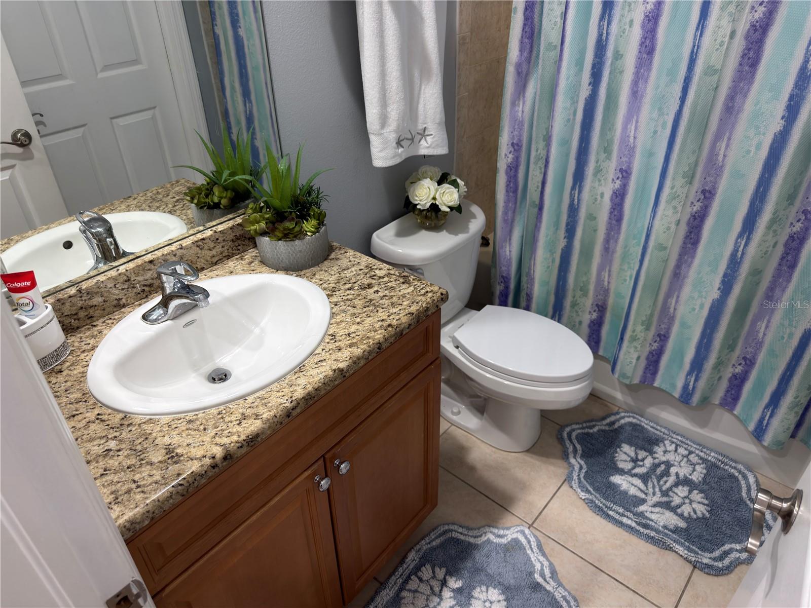 612 Wells Ct #202 Property Photo 16