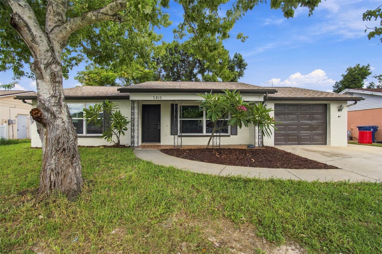 7215 Robstown Dr Property Photo 2
