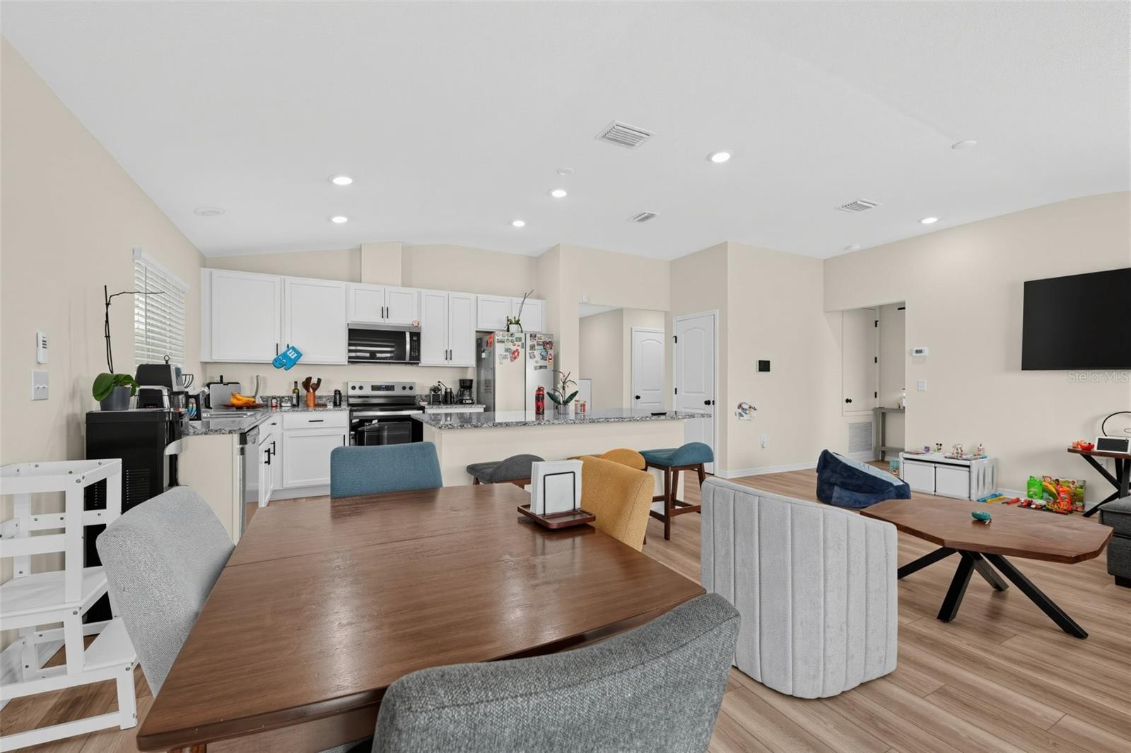 11728 Firespike St Property Photo 11