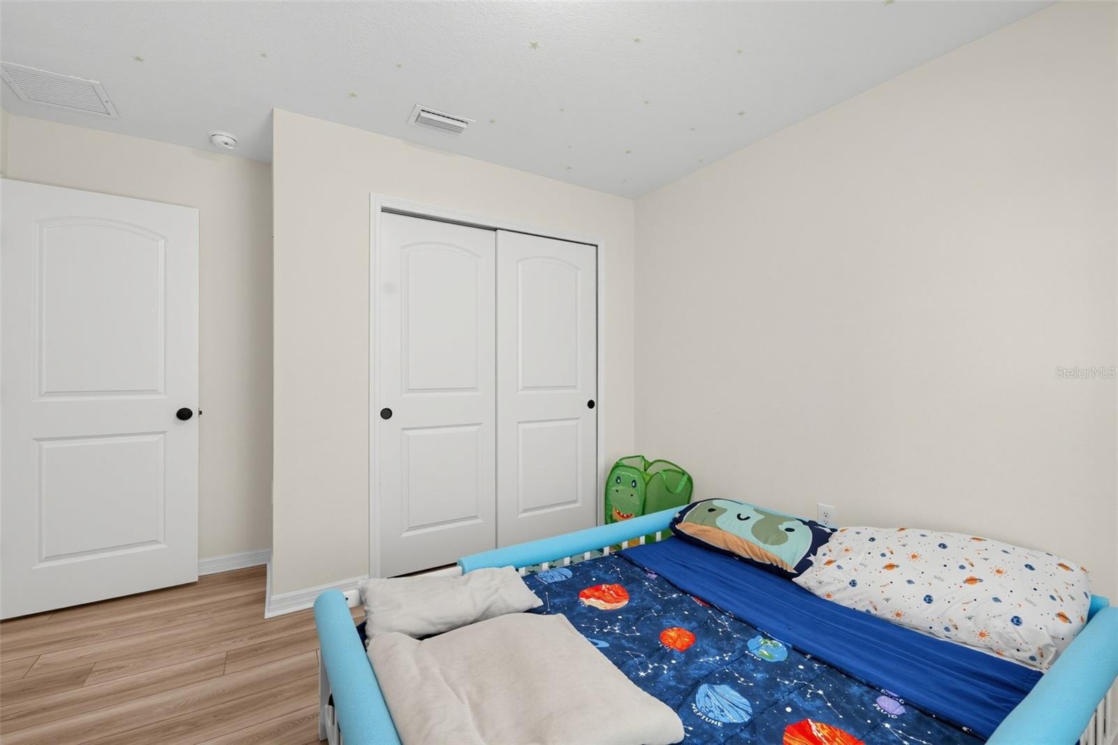 11728 Firespike St Property Photo 30