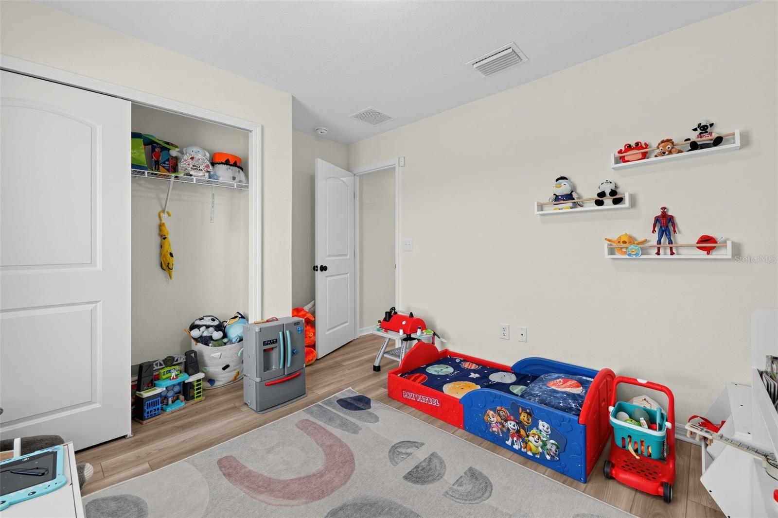 11728 Firespike St Property Photo 34