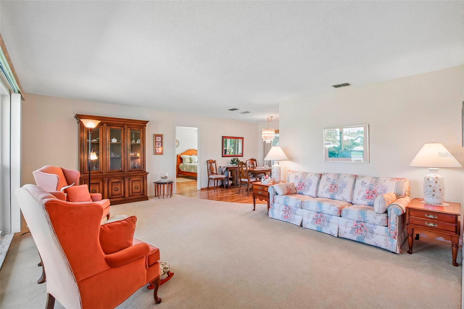 316 Brockfield Dr Property Photo 3