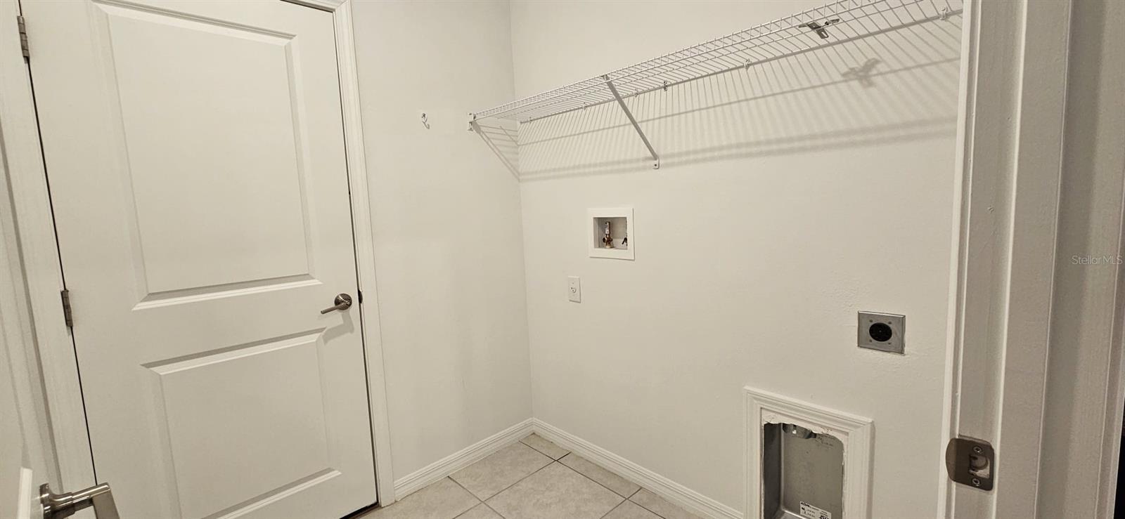 9910 Spanish Lime Ct Property Photo 3