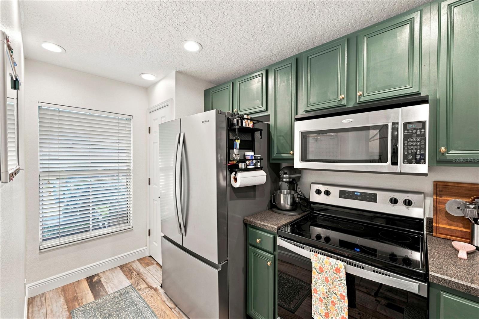 2011 Sea Front Ct Property Photo 11