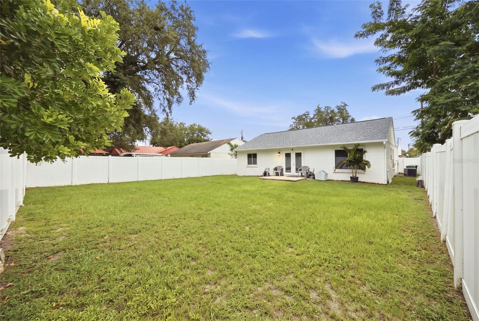 6809 S Sheridan Rd Property Photo 29