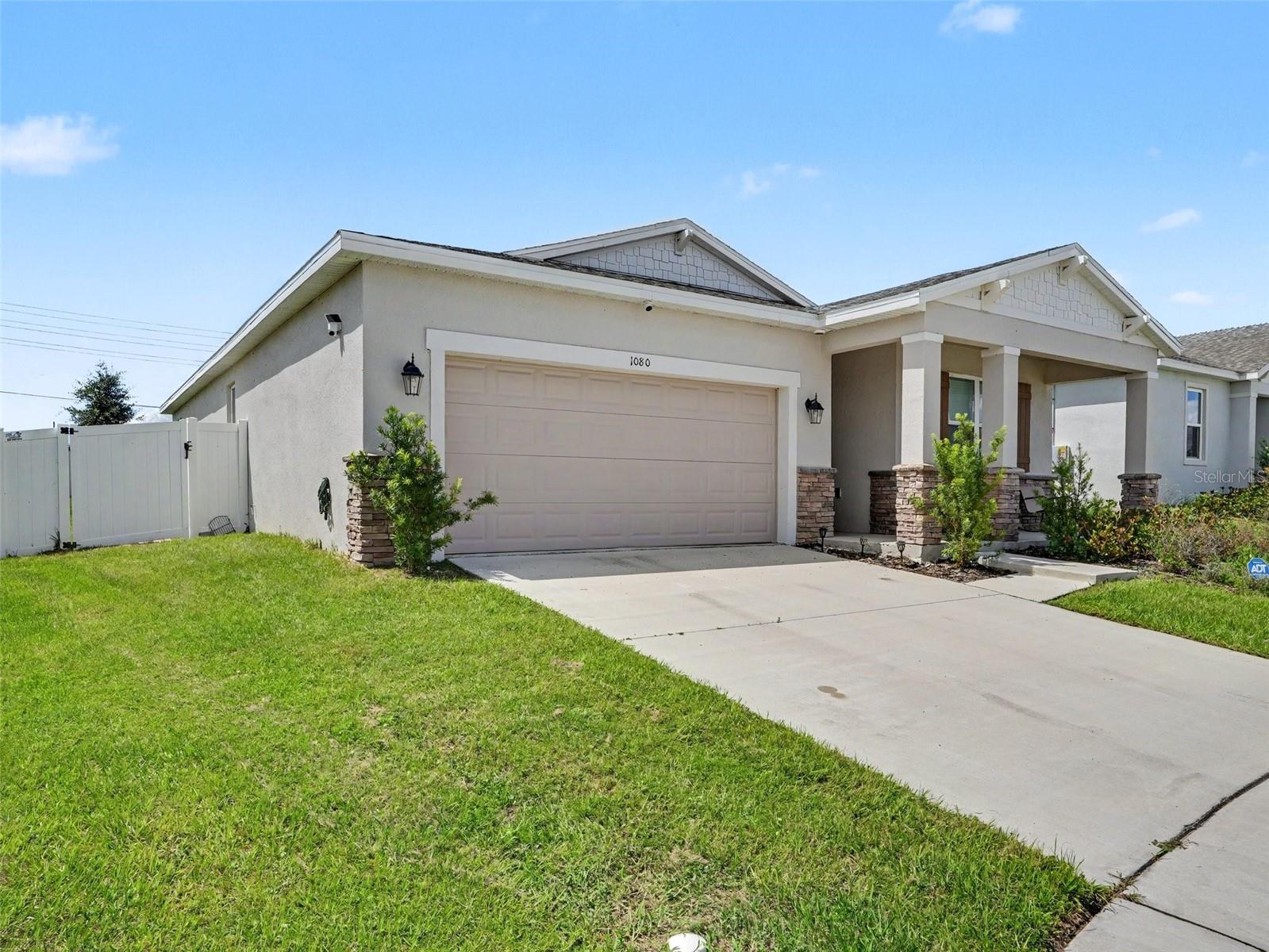 1080 Patriot Loop Property Photo 2