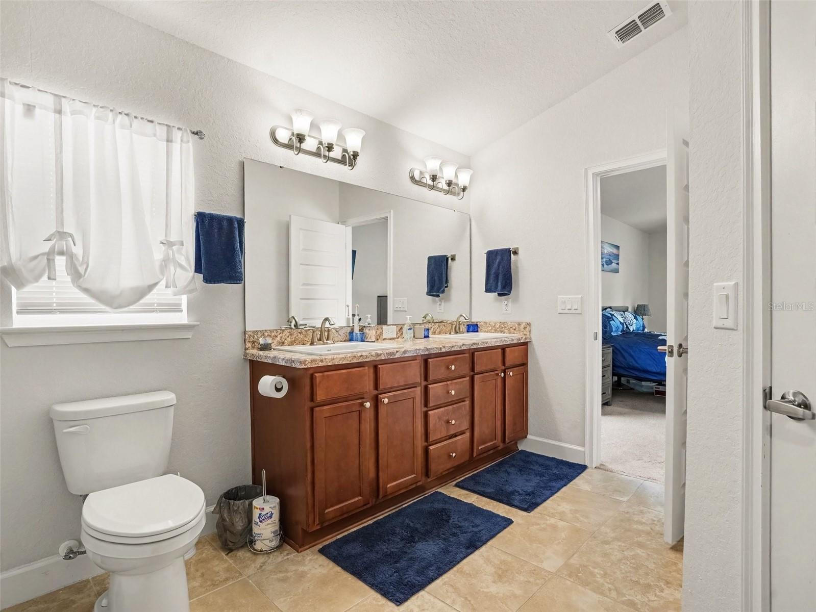 256 Krenson Bay Loop Property Photo 25