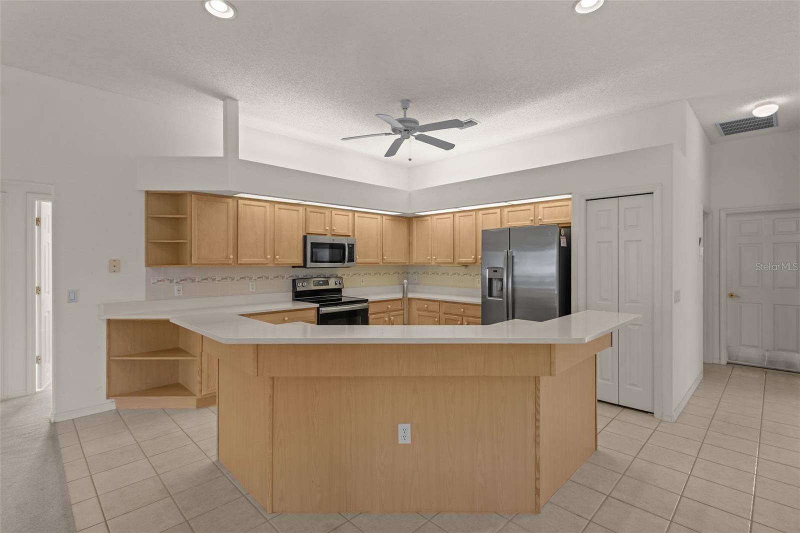 11147 Doxberry Ct Property Photo 2