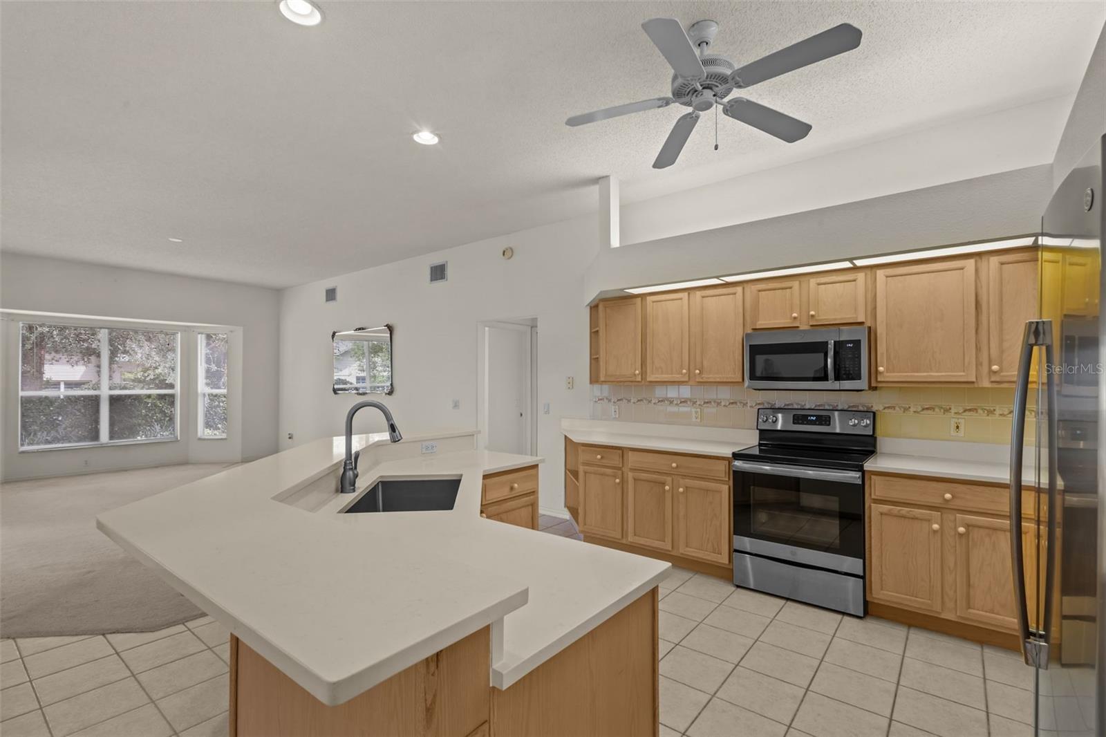 11147 Doxberry Ct Property Photo 3
