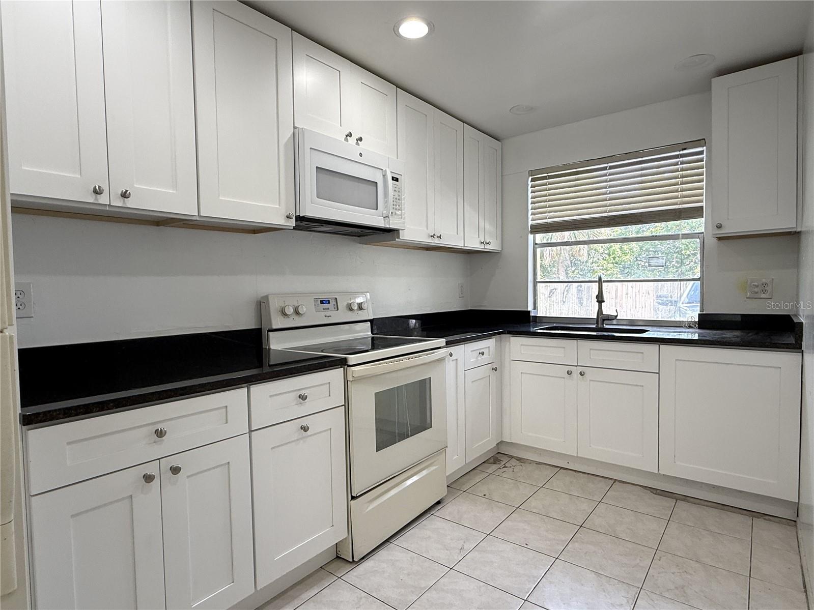7573 Abonado Rd Property Photo 5