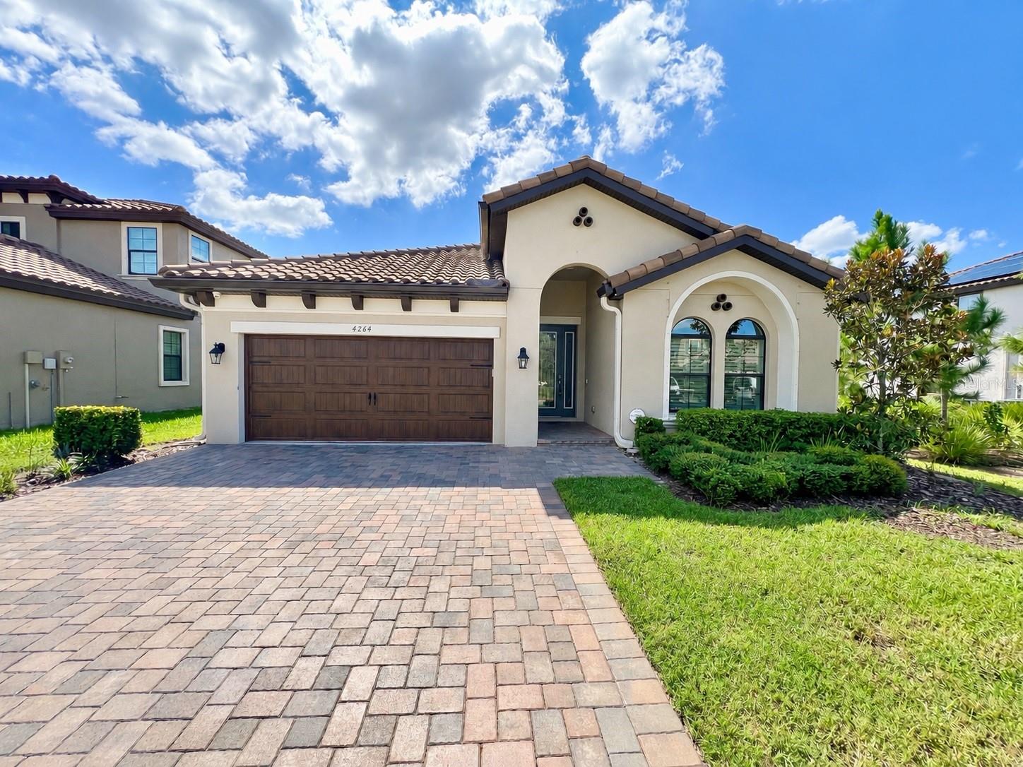 4264 BURDICK LOOP Property Photo 1