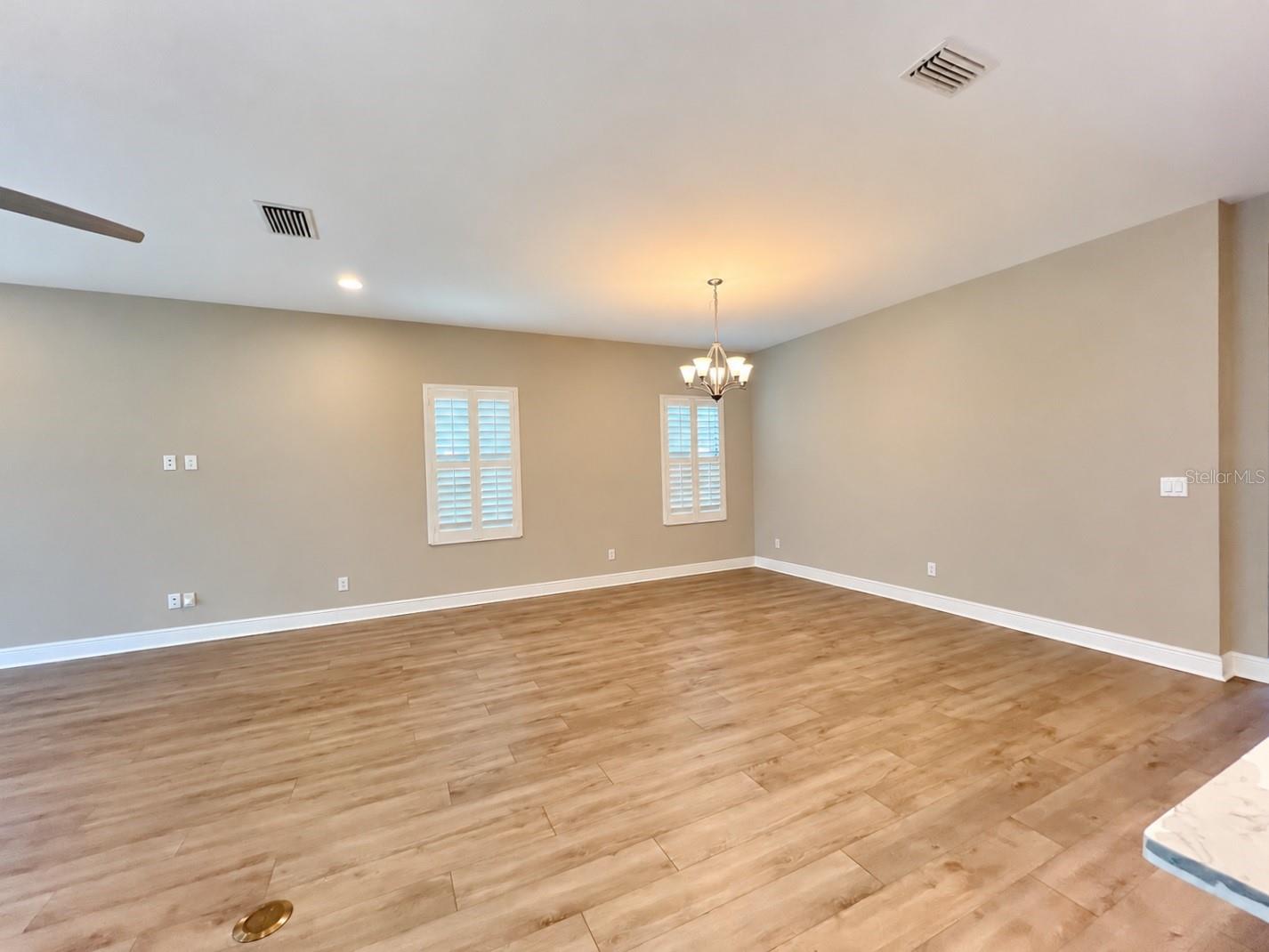 4264 Burdick Loop Property Photo 9