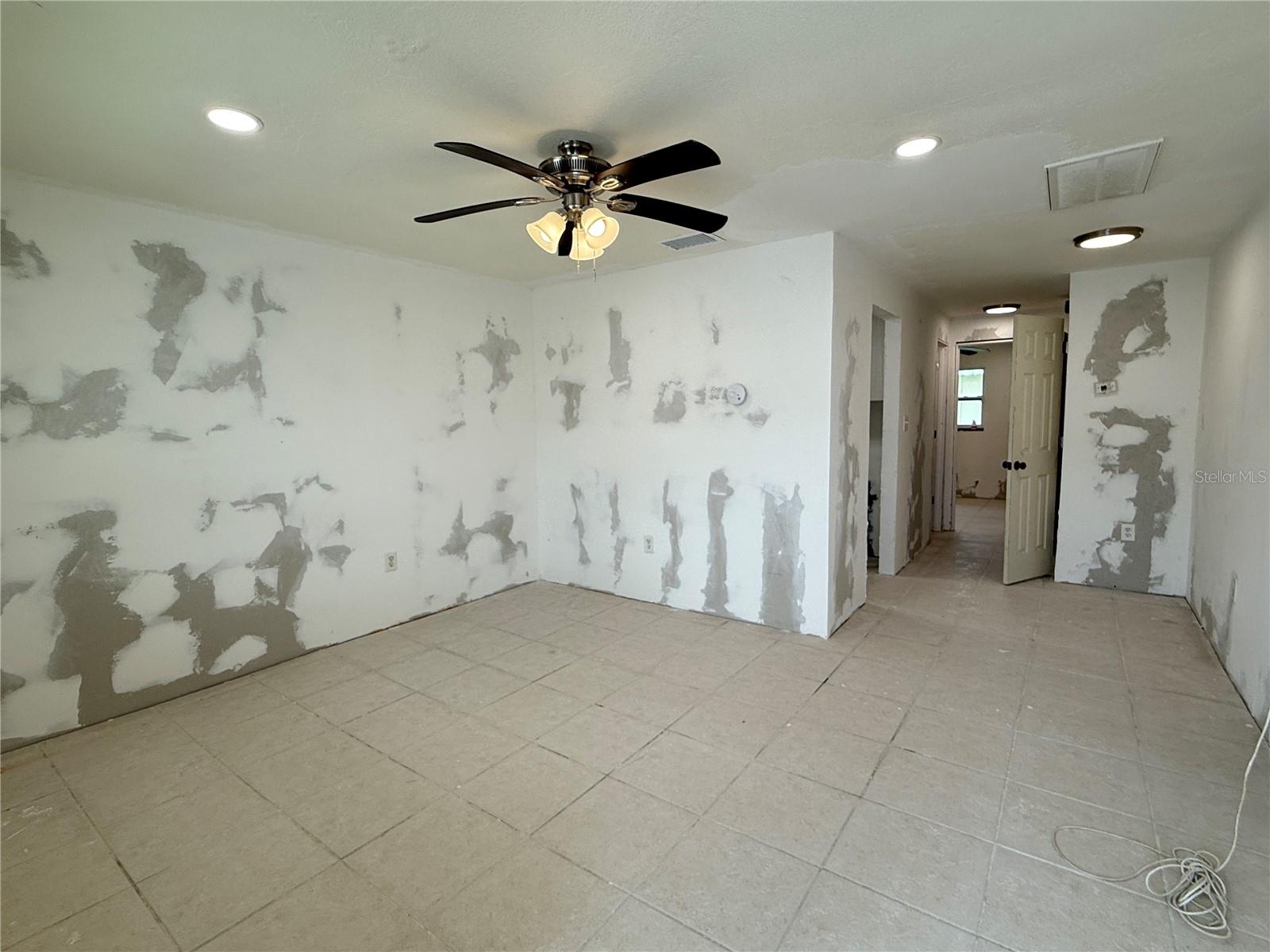 4937 Hazner St Property Photo 4