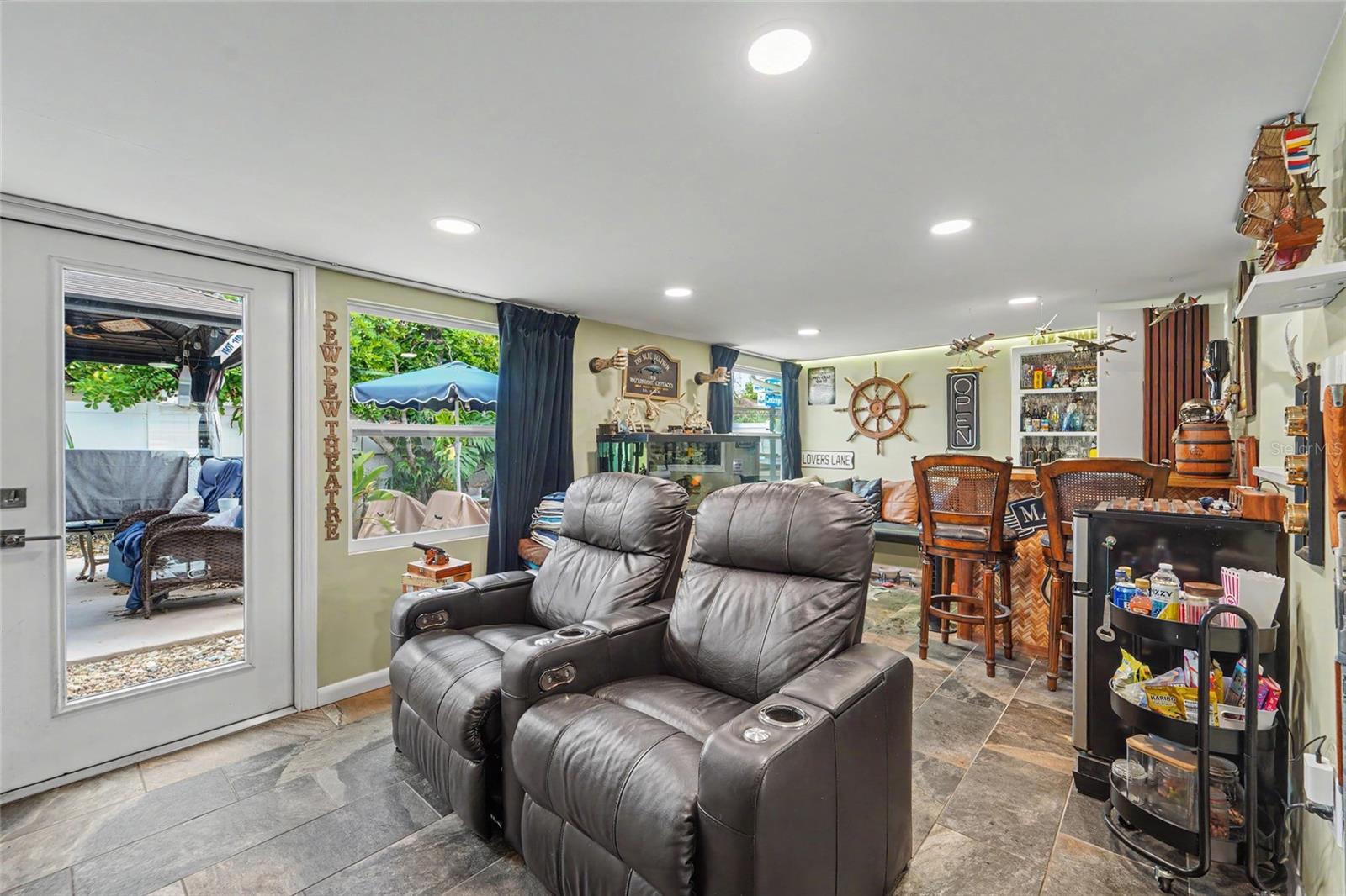 1779 Avon Ln Property Photo 12
