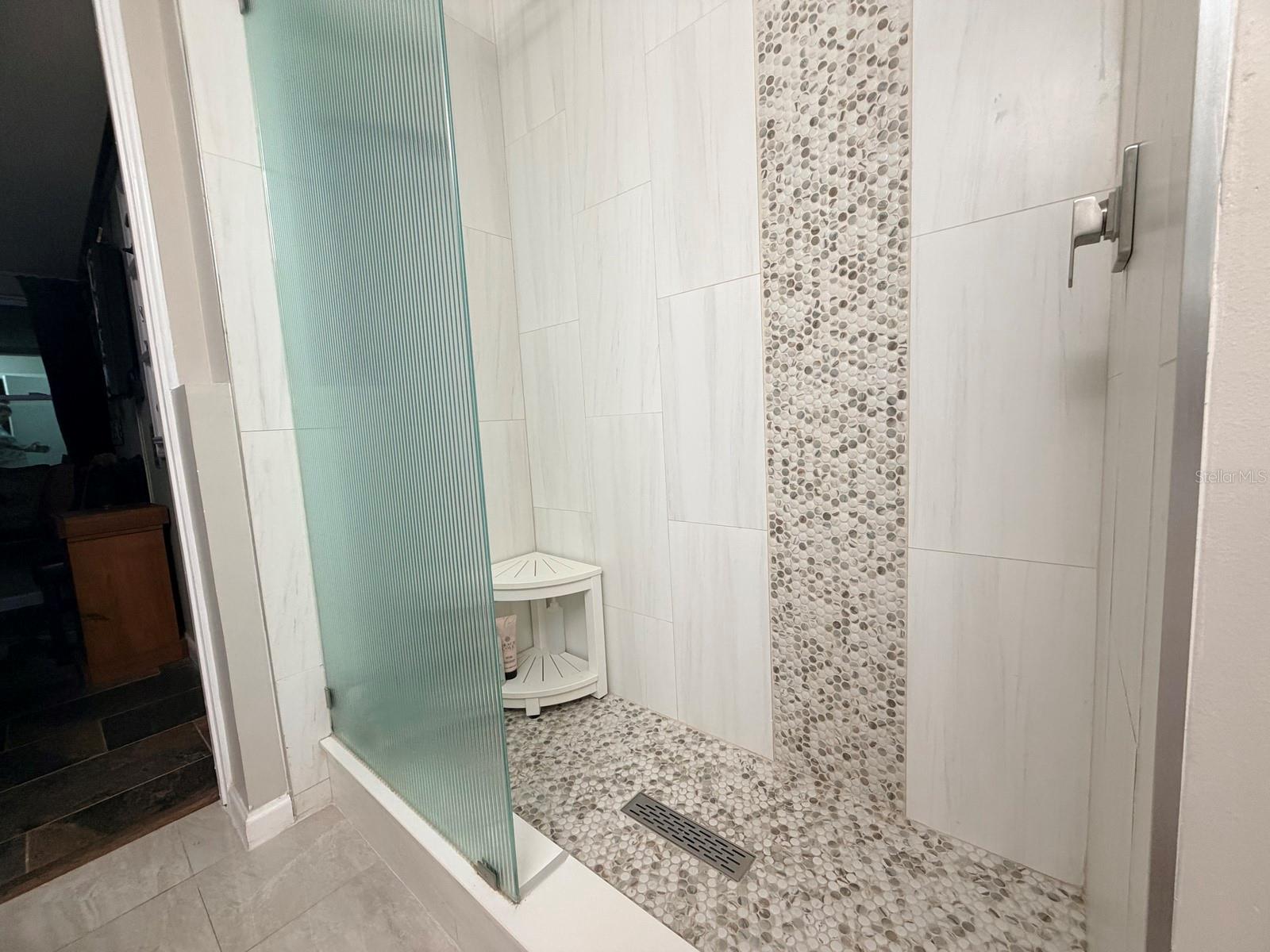 1779 Avon Ln Property Photo 16