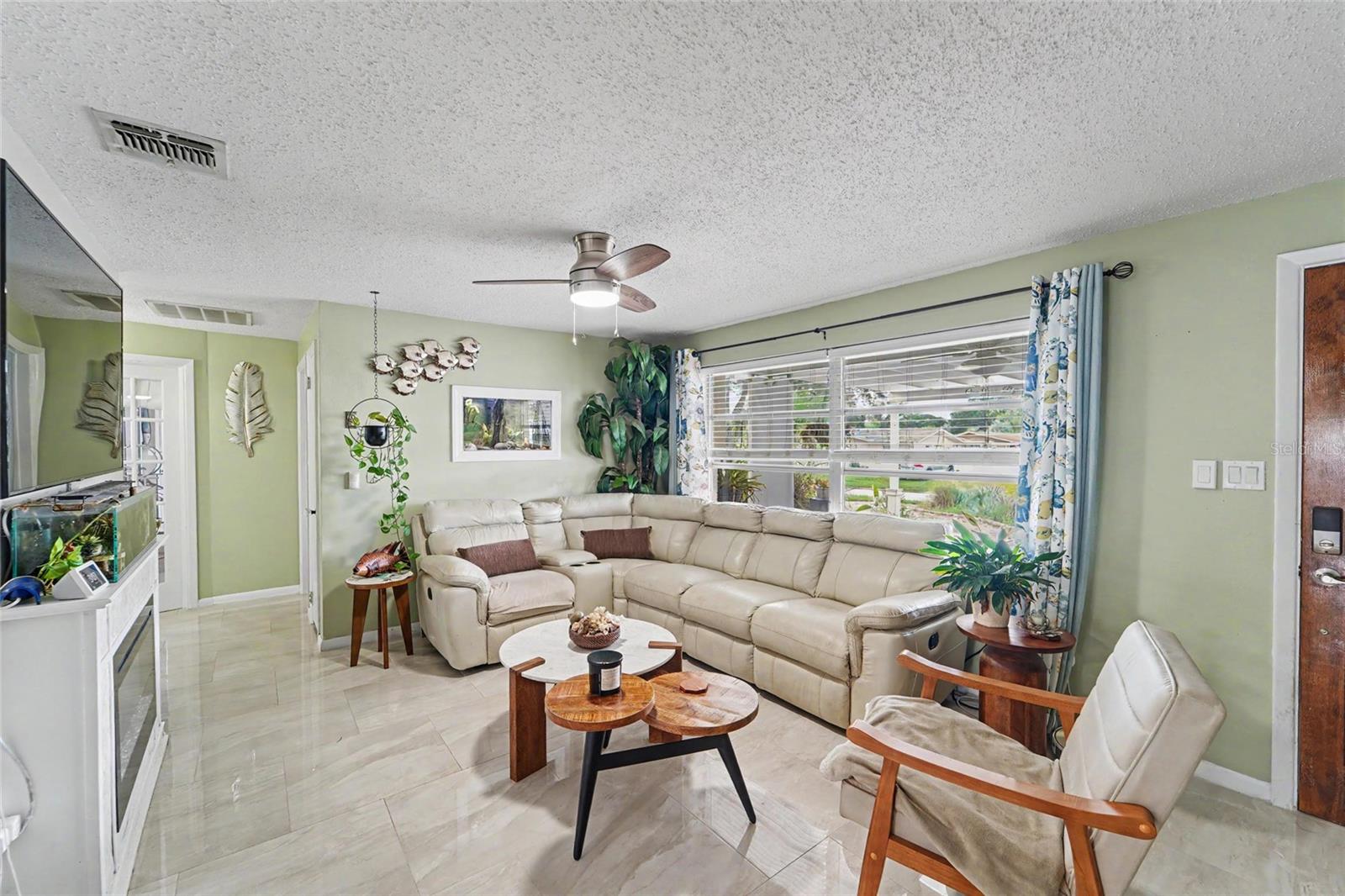 1779 Avon Ln Property Photo 19