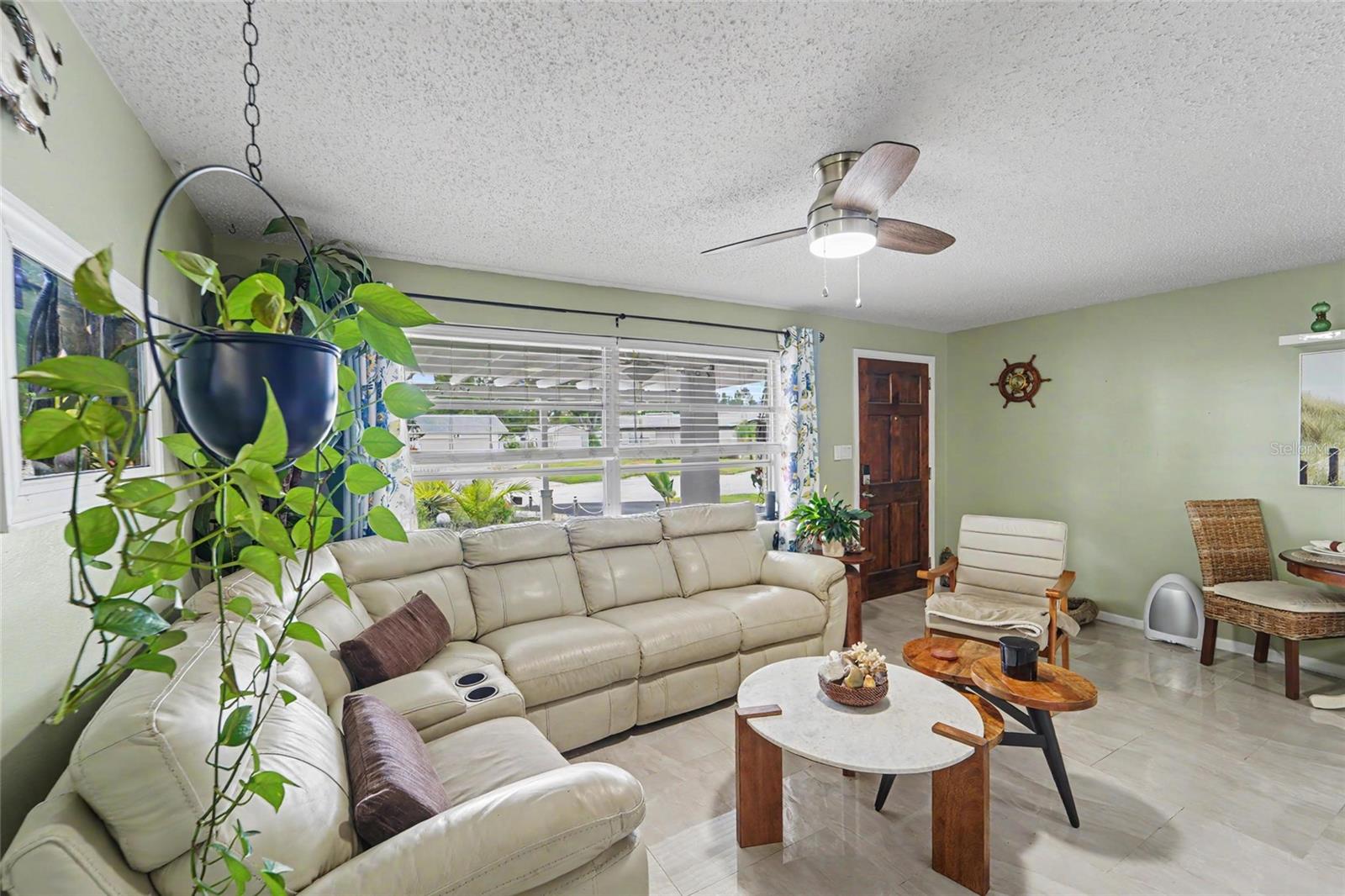 1779 Avon Ln Property Photo 20