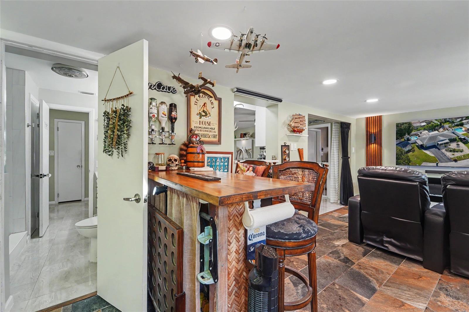 1779 Avon Ln Property Photo 21