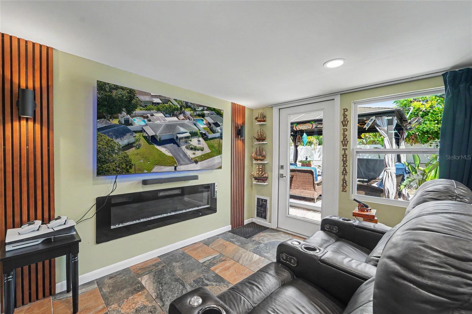 1779 Avon Ln Property Photo 25