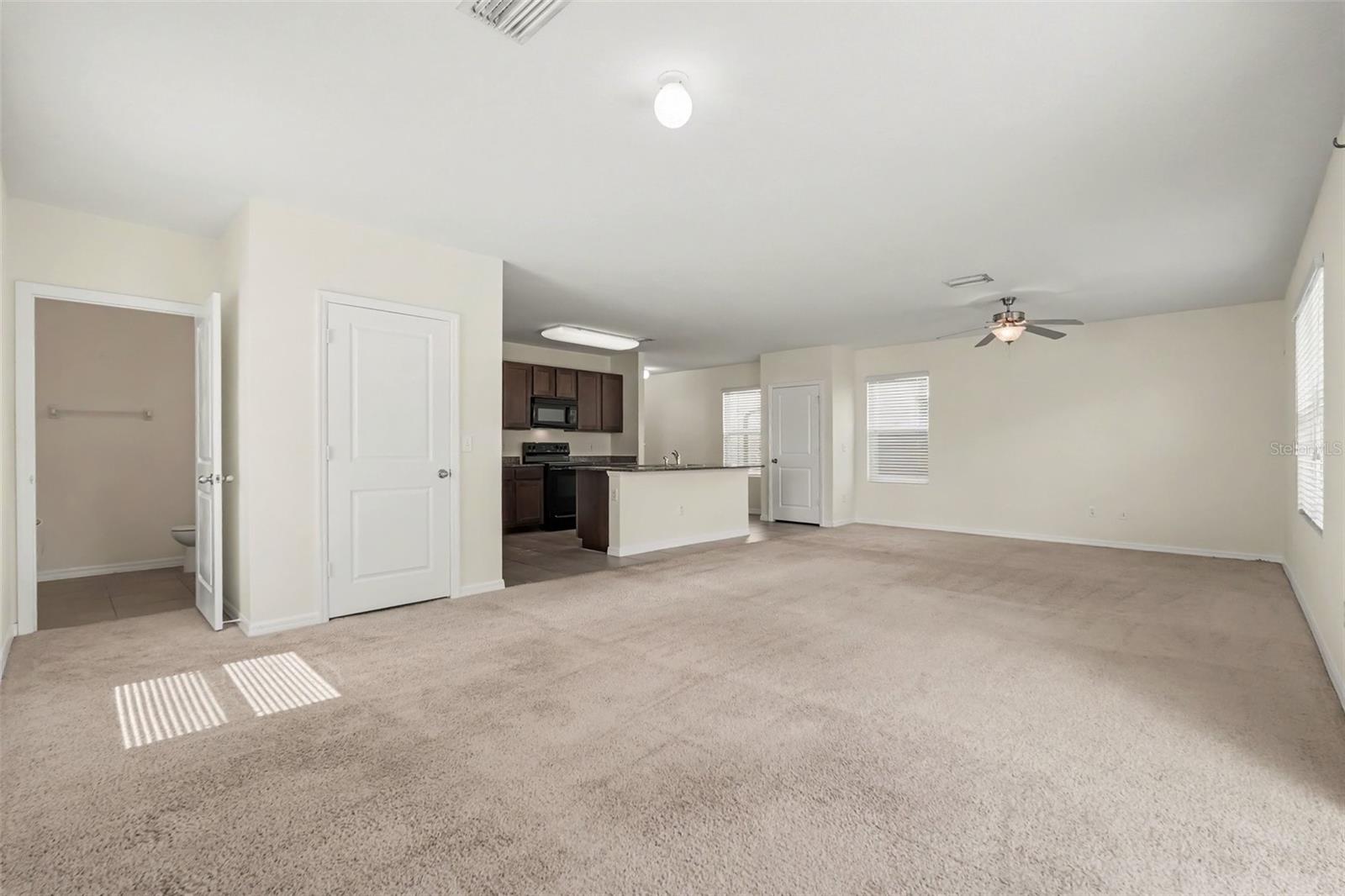 7796 Tuscan Bay Cir Property Photo 8