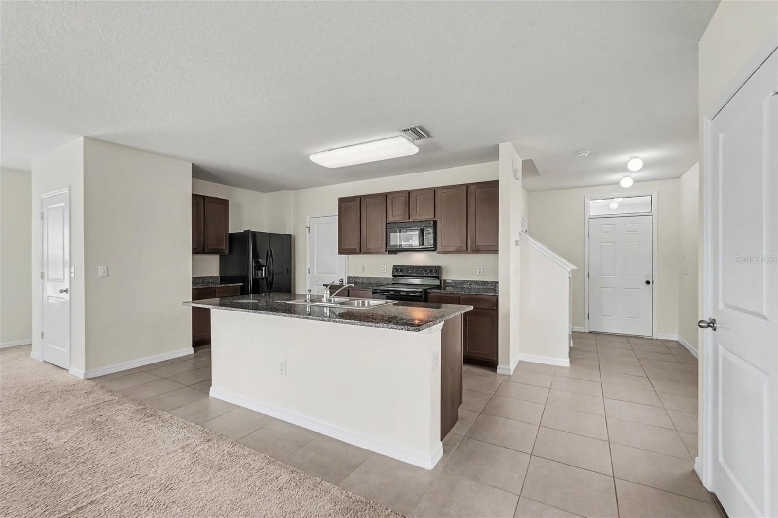 7796 Tuscan Bay Cir Property Photo 9
