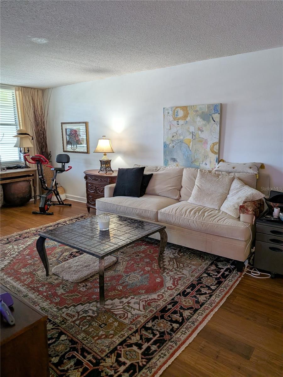 4885 1st St Ne #216 Property Photo 3