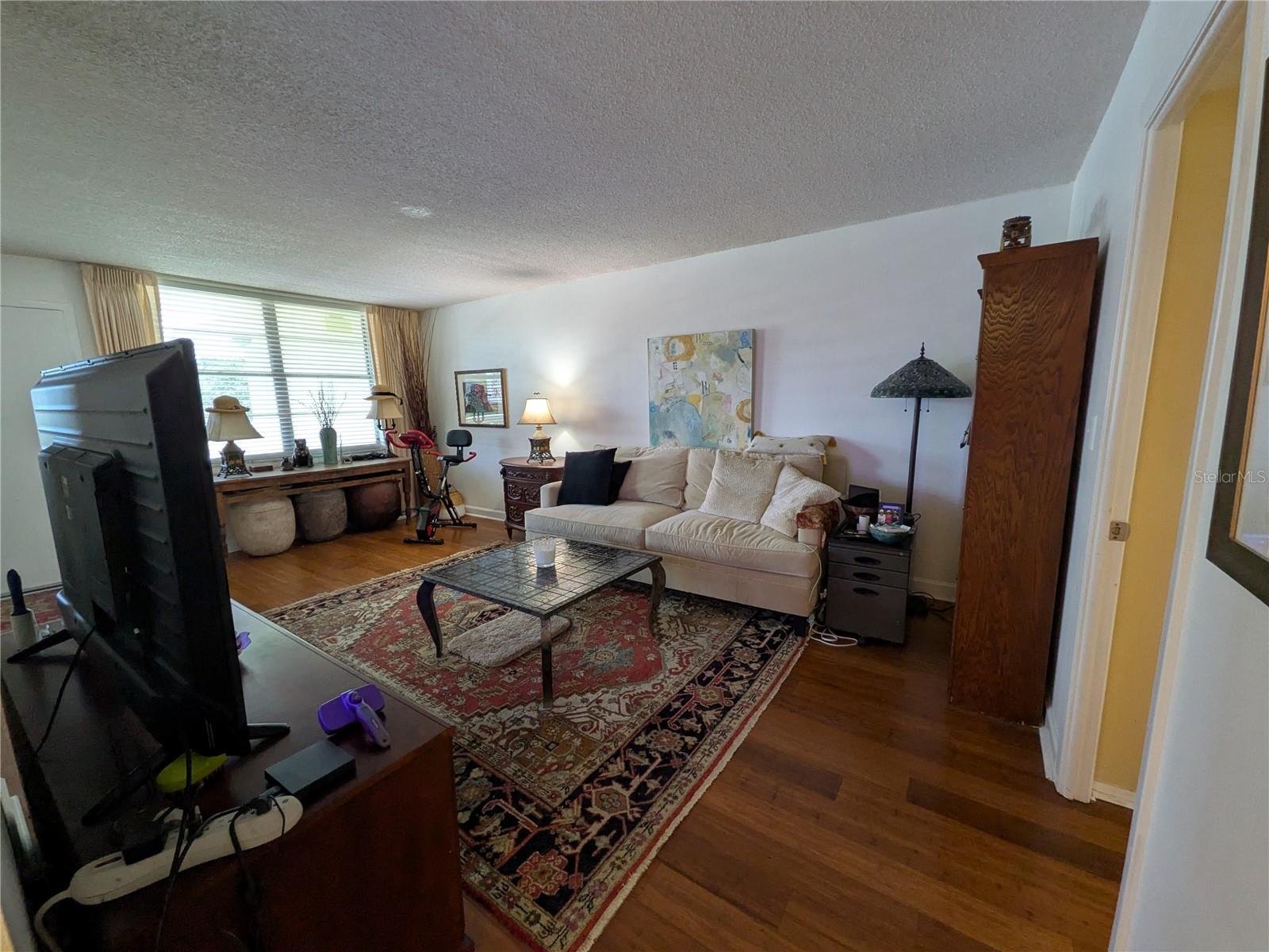 4885 1st St Ne #216 Property Photo 4