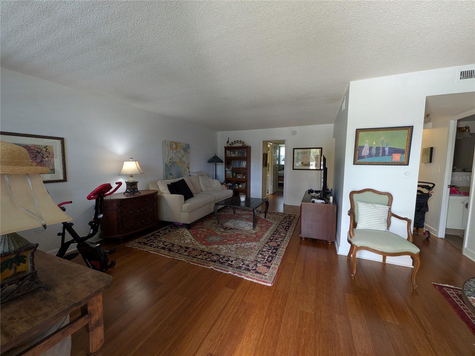 4885 1st St Ne #216 Property Photo 8