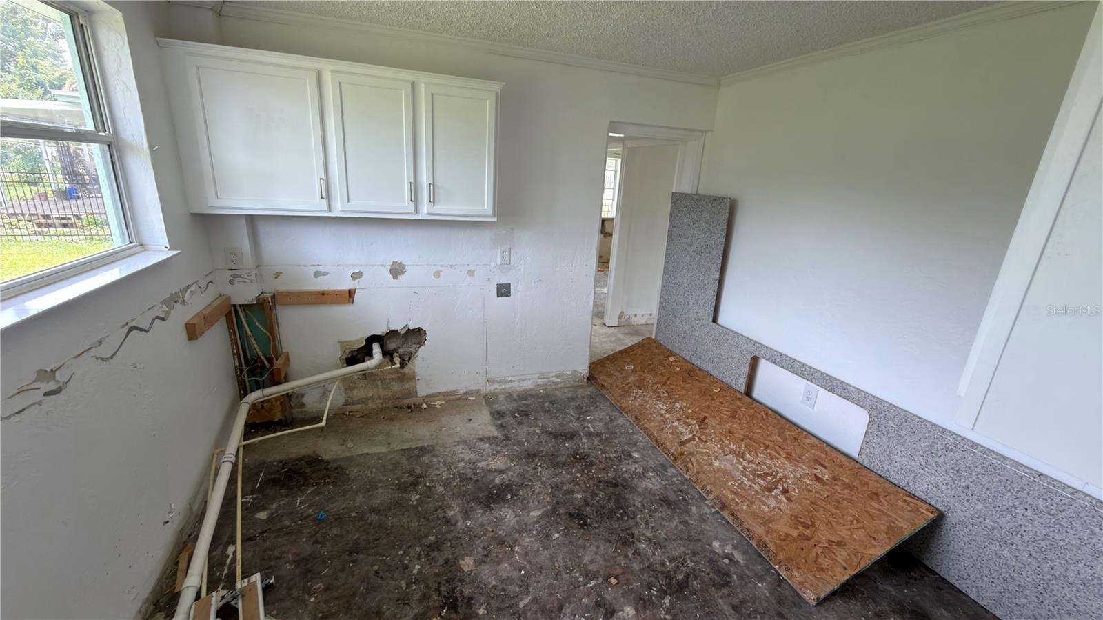 414 Jefferson Ave Property Photo 6