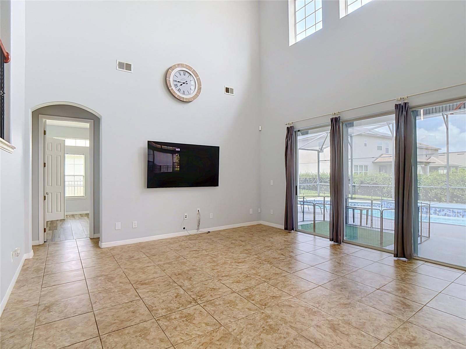 508 Wilmont Ter Property Photo 5