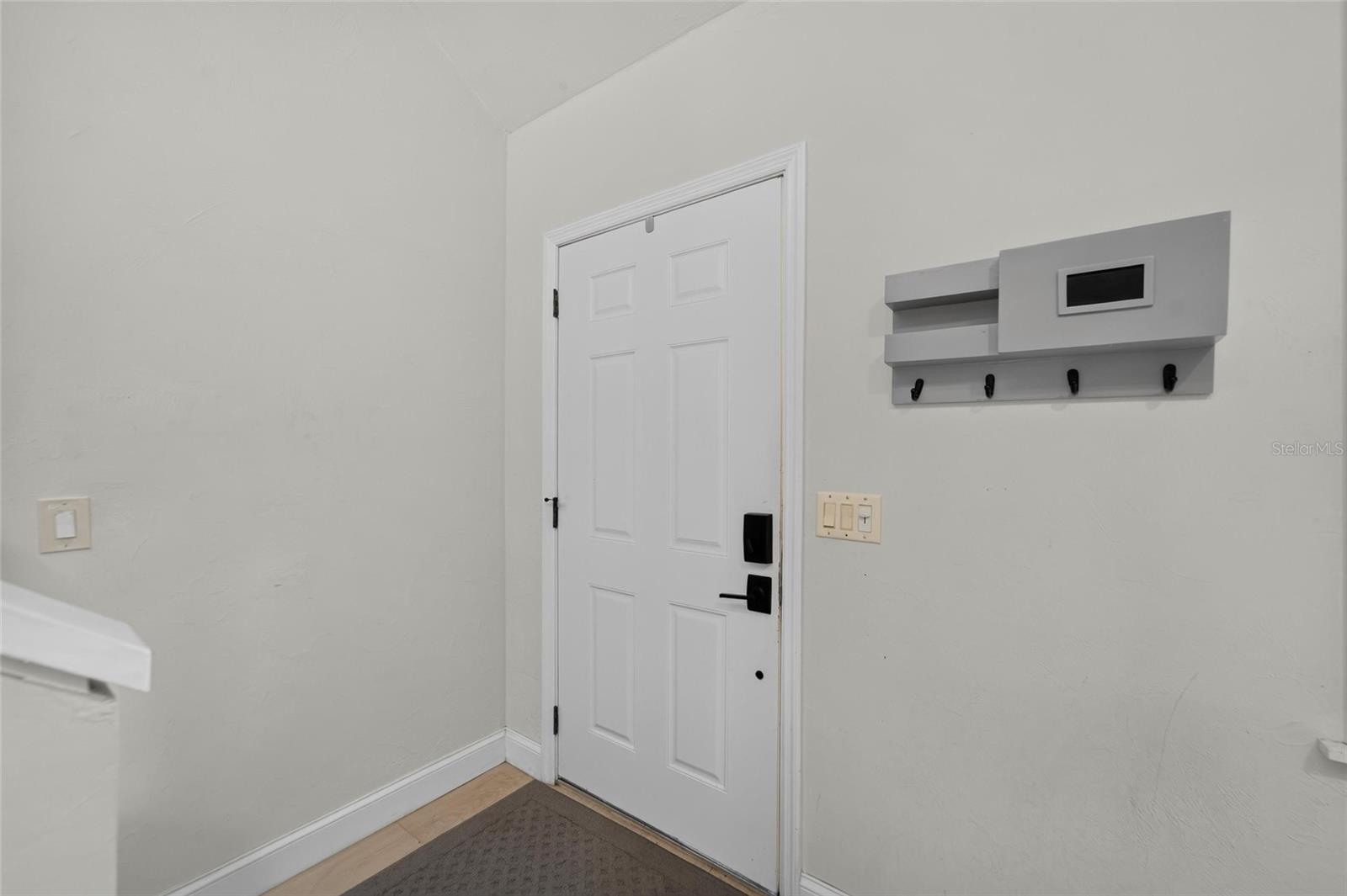 5205 Oak Charter Ct Property Photo 7