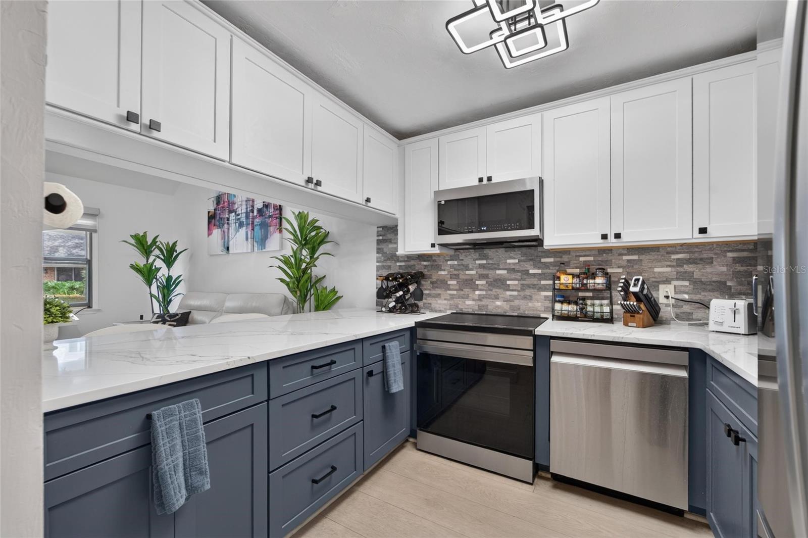 5205 Oak Charter Ct Property Photo 18