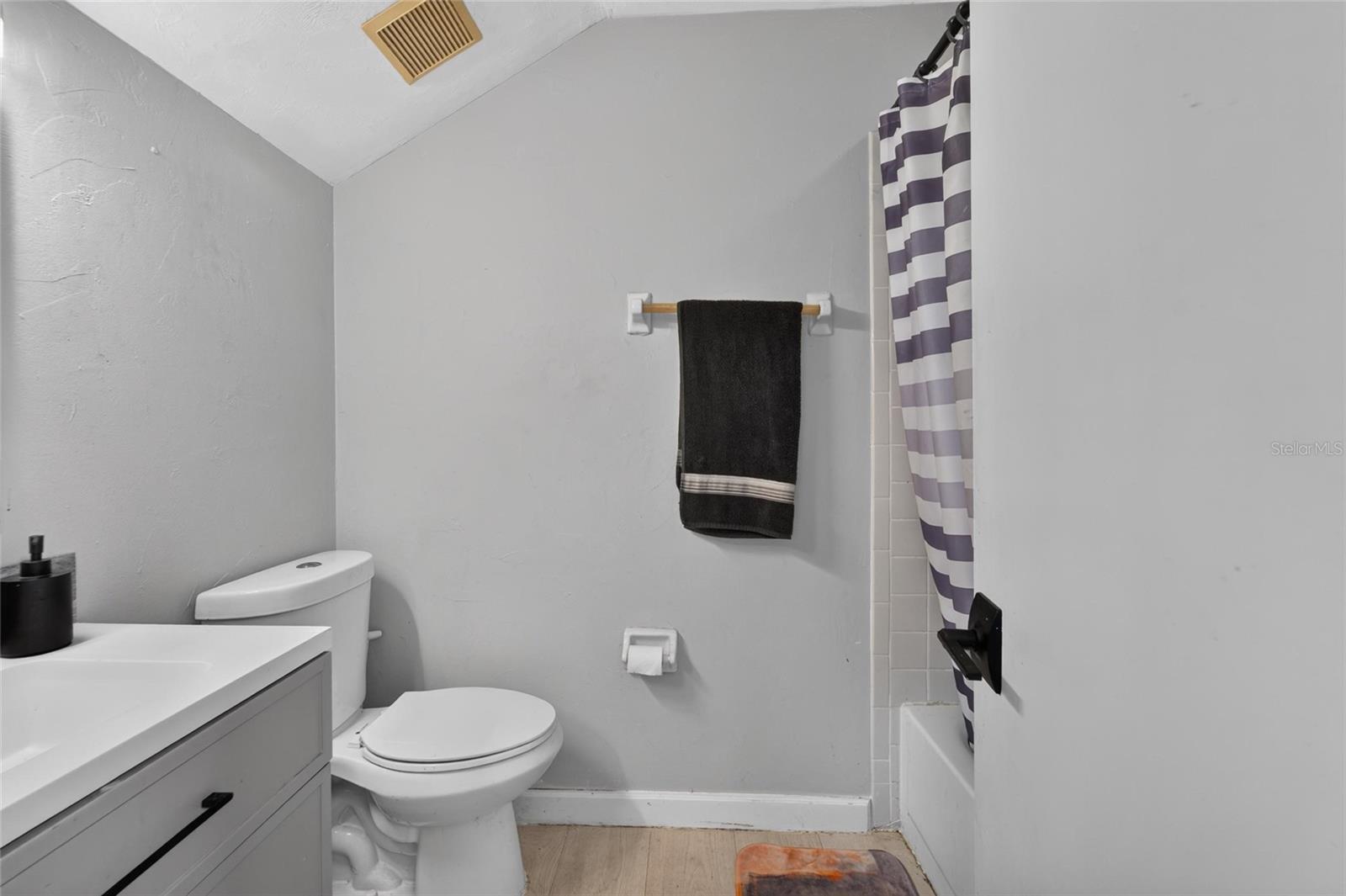 5205 Oak Charter Ct Property Photo 48