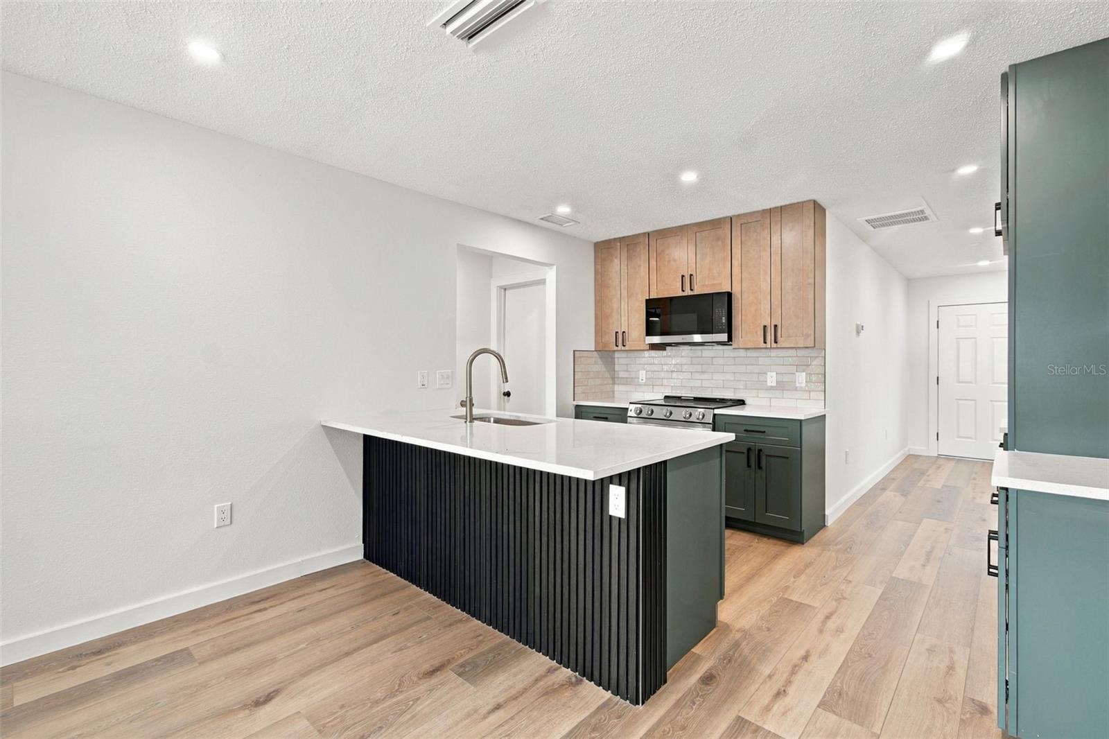 3671 Pine Rd Property Photo 18