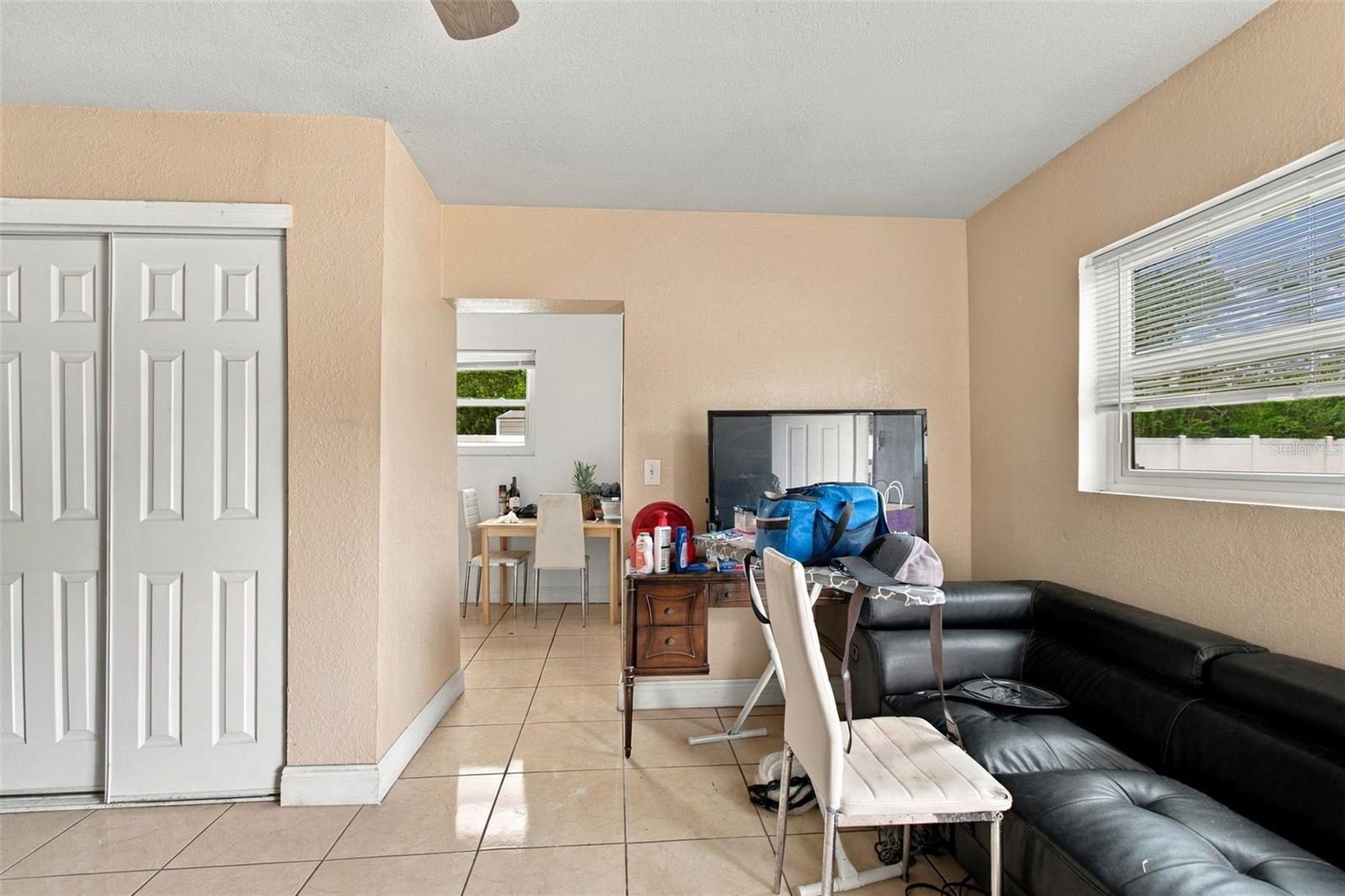 11006 N Oakleaf Ave Property Photo 31