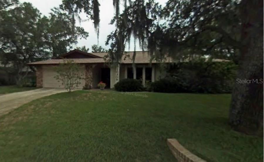 10209 Bay Hills Dr Property Photo 3