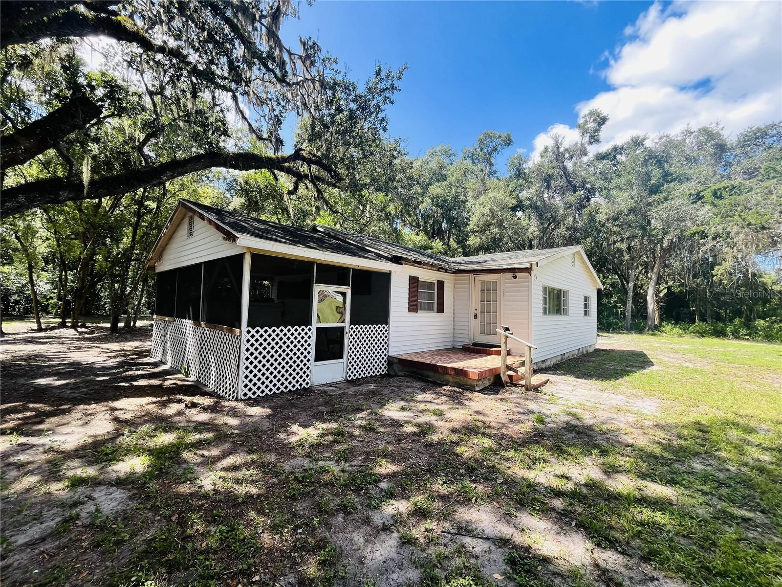 3324 Taylor Ave Property Photo 2