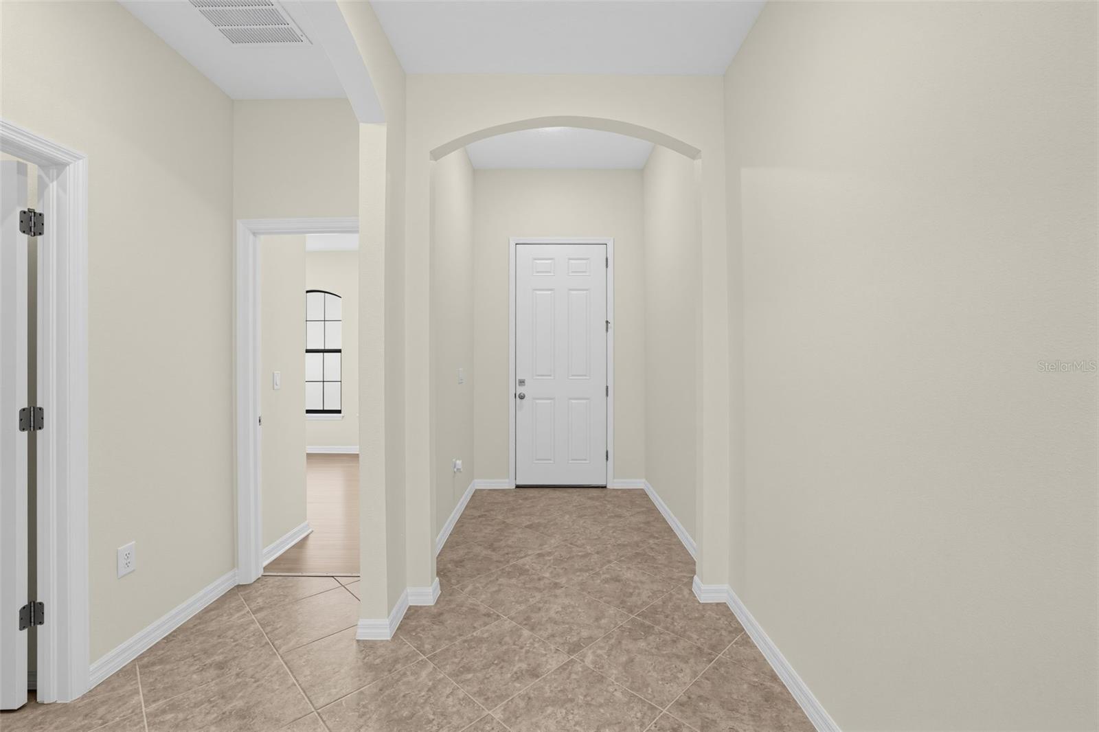 14421 Alistar Manor Dr Property Photo 3