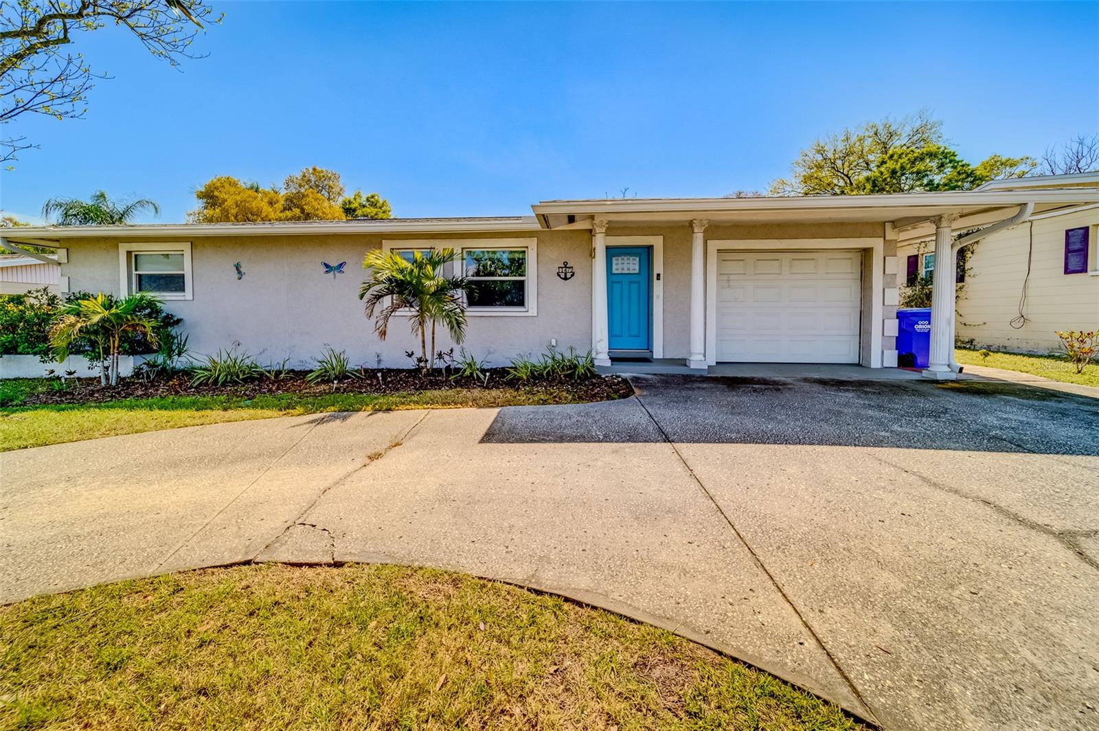 11472 PARK BLVD Property Photo 1