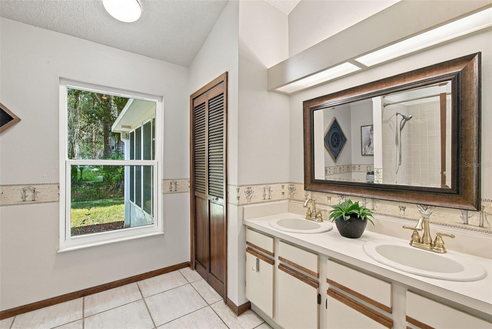 709 Jacaranda Dr Property Photo 37