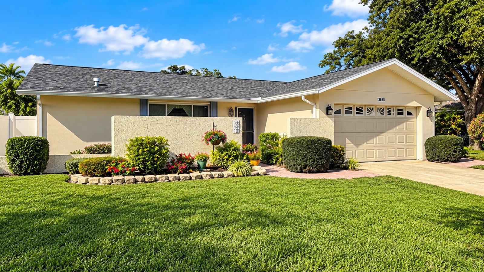 13655 LAS PALMAS DR Property Photo 1