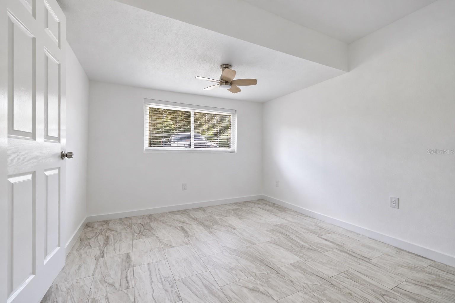 8125 N Socrum Loop Rd Property Photo 36