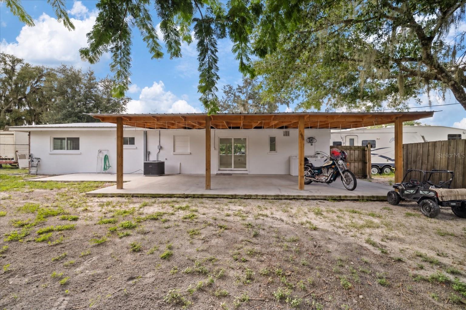 8125 N Socrum Loop Rd Property Photo 44