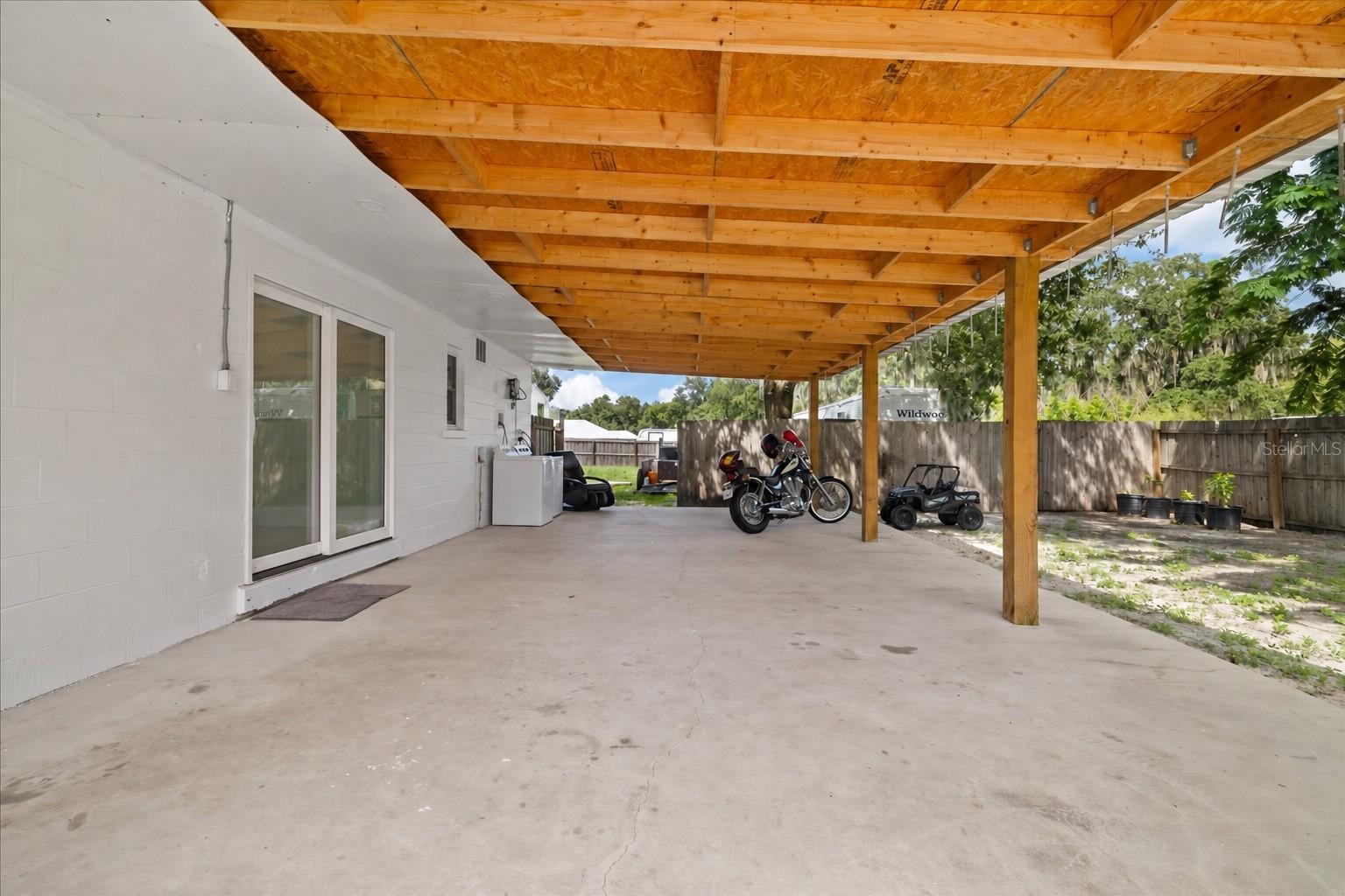 8125 N Socrum Loop Rd Property Photo 45