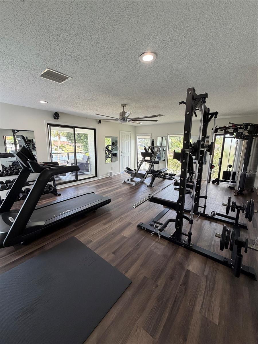 4213 Deepwater Ln Property Photo 42