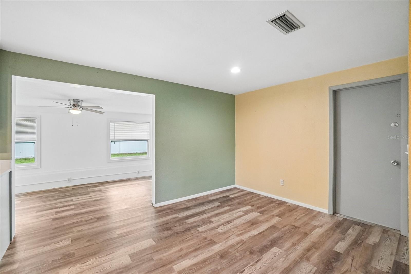 1777 Bentley St Property Photo 10