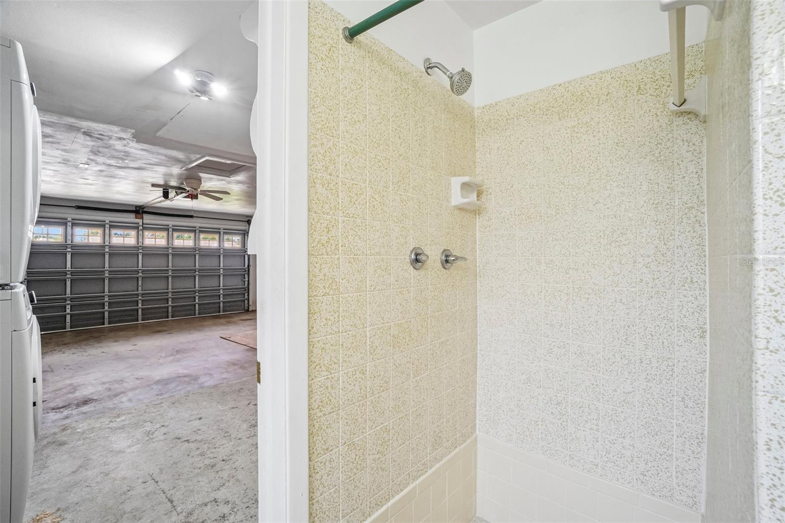 1777 Bentley St Property Photo 27